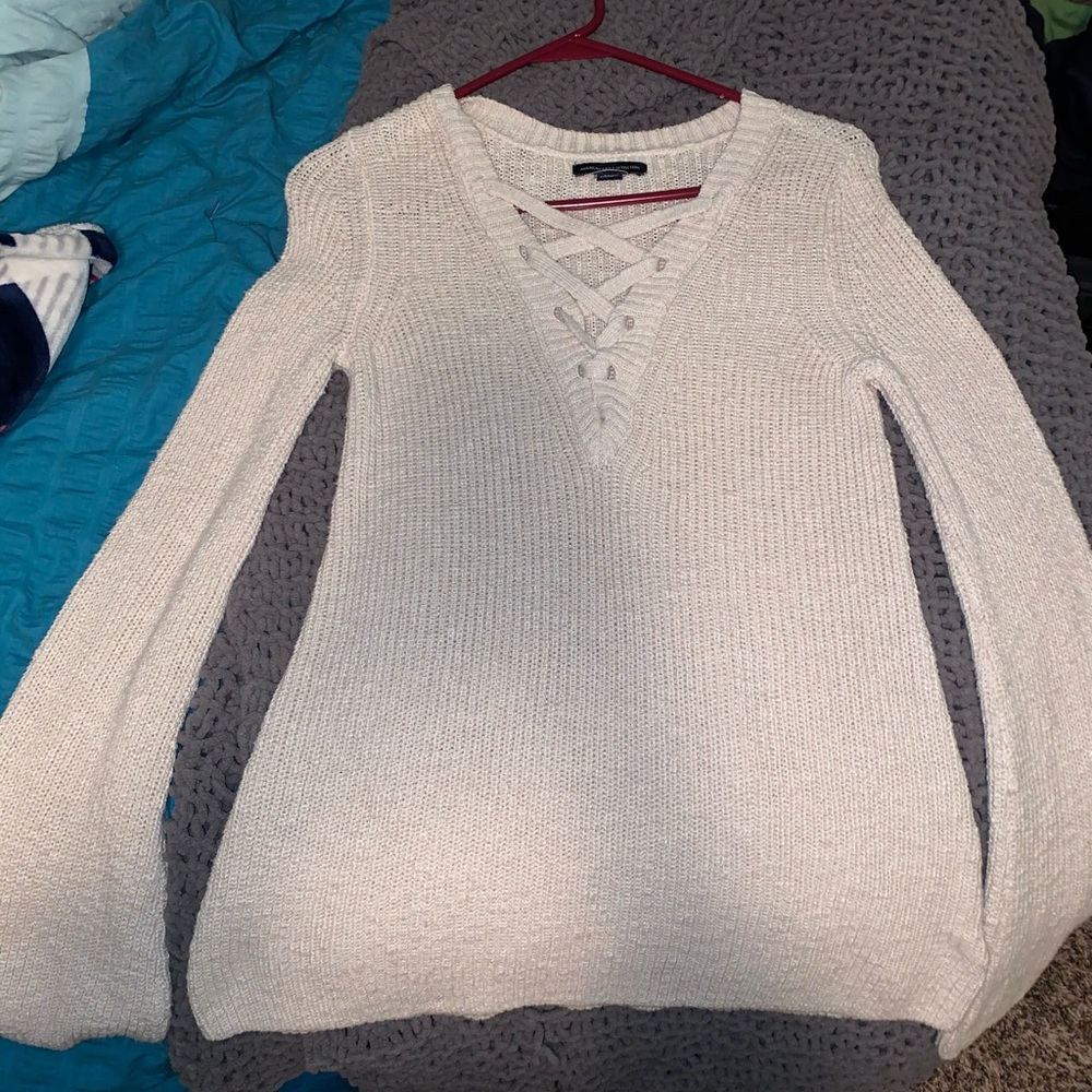 American Eagle Cross Neck V Neck Sweater